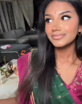 Isha, 21, Australia