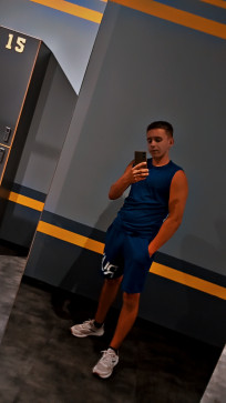 Darius, 21, Romania