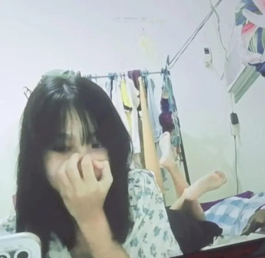 Stefani Joanne , 20, Philippines