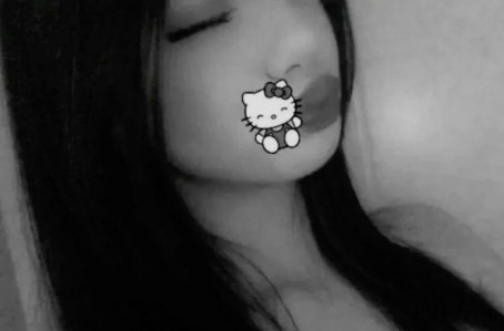 Luvems_, 18, Singapore