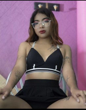 Elena, 26, United States