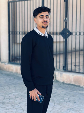 Hakim , 21, Algeria