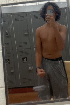 Pyrox2v, 18, United States