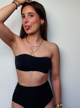 Apolline, 18, France