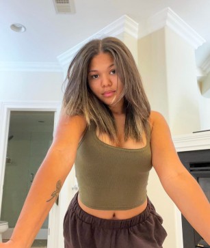 Melly, 30, United States