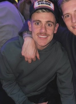 Tommy, 30, United Kingdom