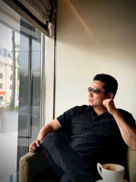 Quinton Nguyen, 58, United States
