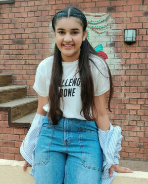 Misti, 20, India