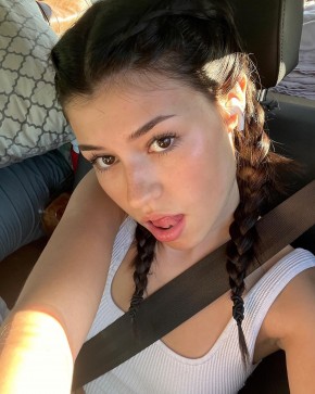 Anicka-bi, 18, Czech Republic