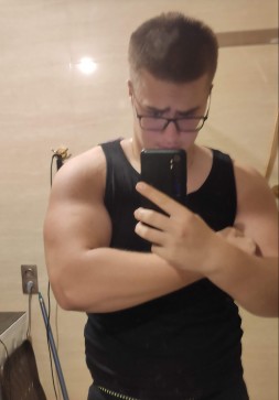 Chris, 18, Poland