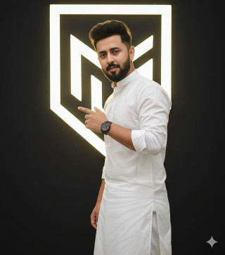 Ayan, 28, Pakistan