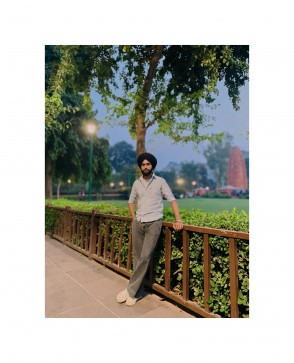 Dilpreet, 18, India