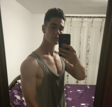 Vlad, 25