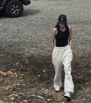 Chloexx, 28, Philippines