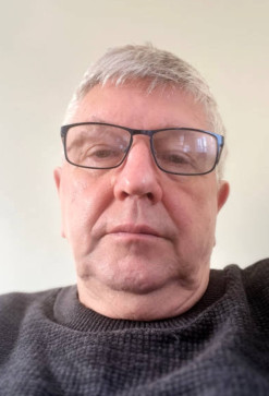 Peter , 64, India