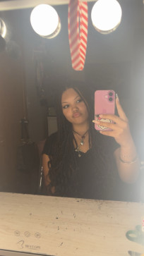 Adeline, 18, United States