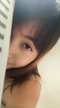 Snow, 27, Philippines