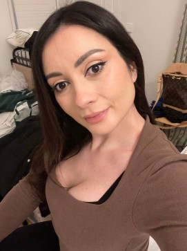 Benita, 30, United States