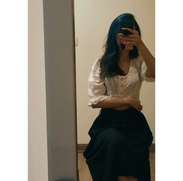 Hasti, 22, Iran