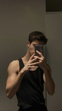 Mark, 23, Bosnia And Herzegovina
