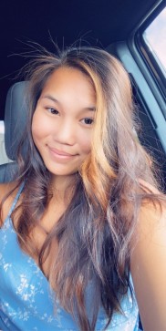 Laura, 22, Canada