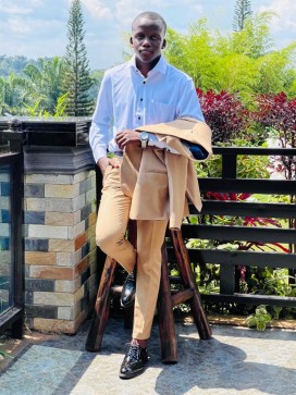 Munir, 18, Uganda