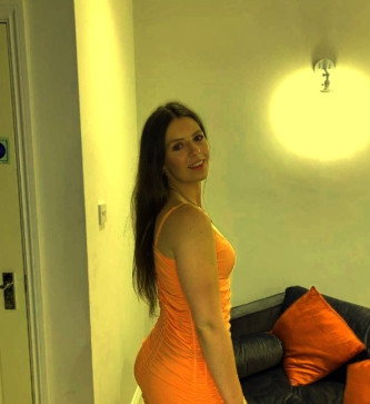 Lana, 25, United Kingdom