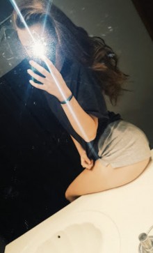 Lena, 19, Germany