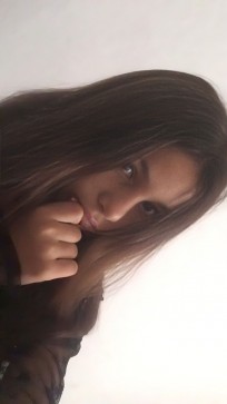 Stells, 18, United Kingdom