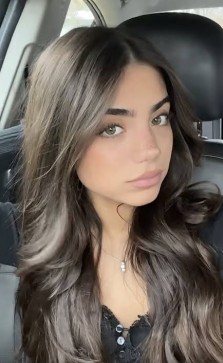 Lisa, 22, Brazil