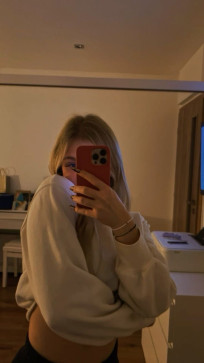 Benthe, 19, Netherlands