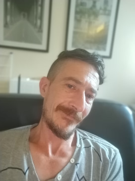 Davey Boi20, 40, United Kingdom