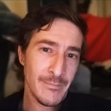 Davey Boi20, 40, United Kingdom