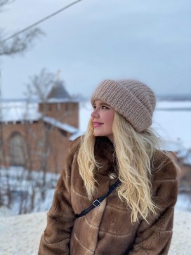 Emily Taylor, 32, United States