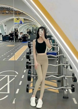 Angela, 38, United Kingdom