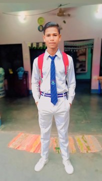 Vivek Pal, 18, India