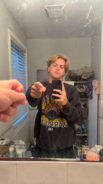 Jake, 19, Canada