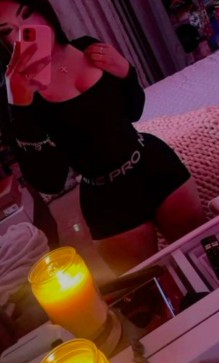 Cassandra, 18, Canada