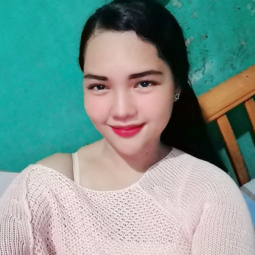 Chela, 20, Philippines