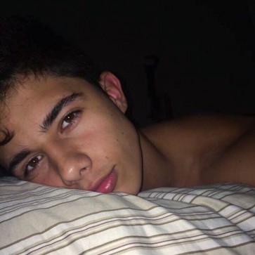 Charlie, 18, United Kingdom