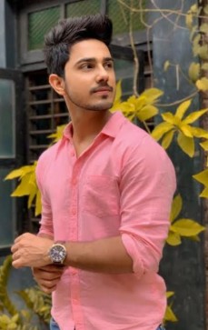Vijay, 22, India