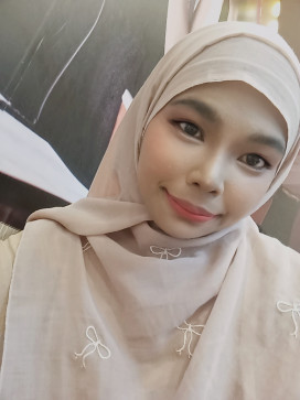 Yaji, 21, Indonesia