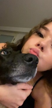 Kelsey, 18, United Kingdom