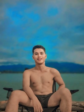 Del, 21, Philippines
