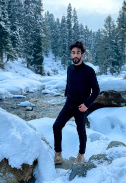 Ayaan, 27, India