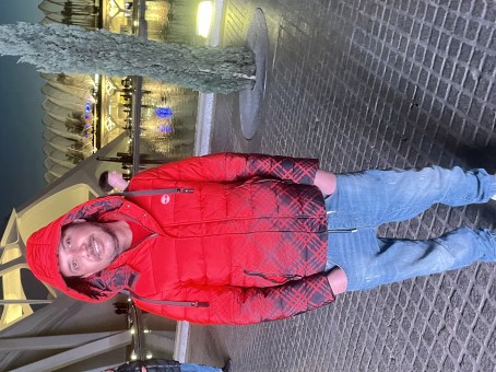 Anas, 18, Spain