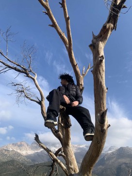 ANAS , 18, Algeria