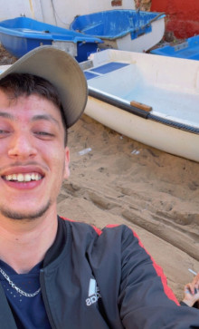 Nadir Aek, 23, Algeria