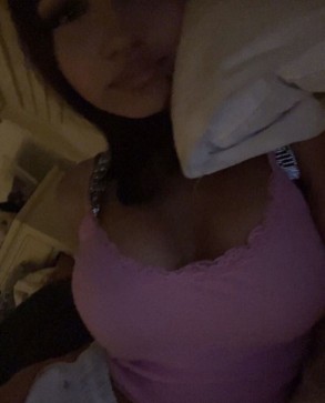 Ana, 18, United States