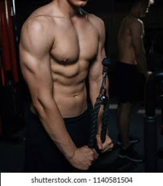 Roollpllyy, 25, India